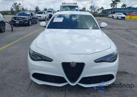 2022 Alfa Romeo Giulia Sprint Rwd from USA, damaged, VIN ZARFAMAN5N7660726